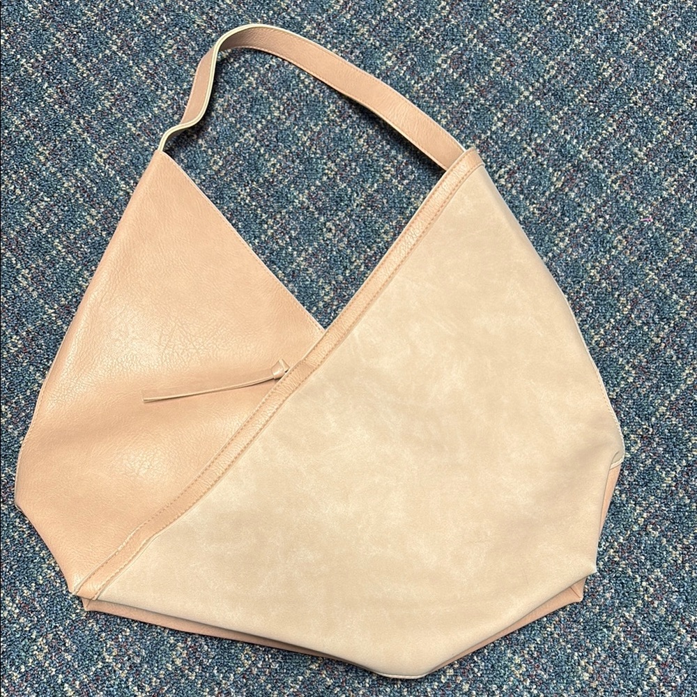 Preloved Ulta Beauty Cream and Tan Shoulder Bag with Minimalist Design